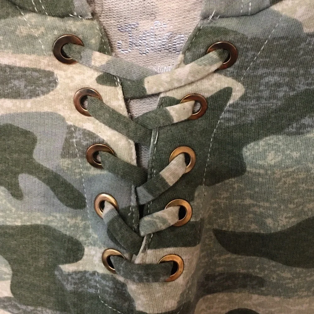 Justice Sleeveless Lace-Up Hooded Cropped Top Green Camo Tween Plus-Size 18/20